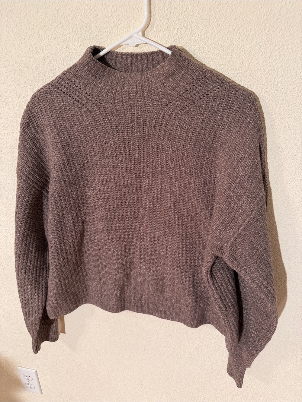Old Navy Cozy Ribbed Mock-Neck Women's Sweater - Taupe